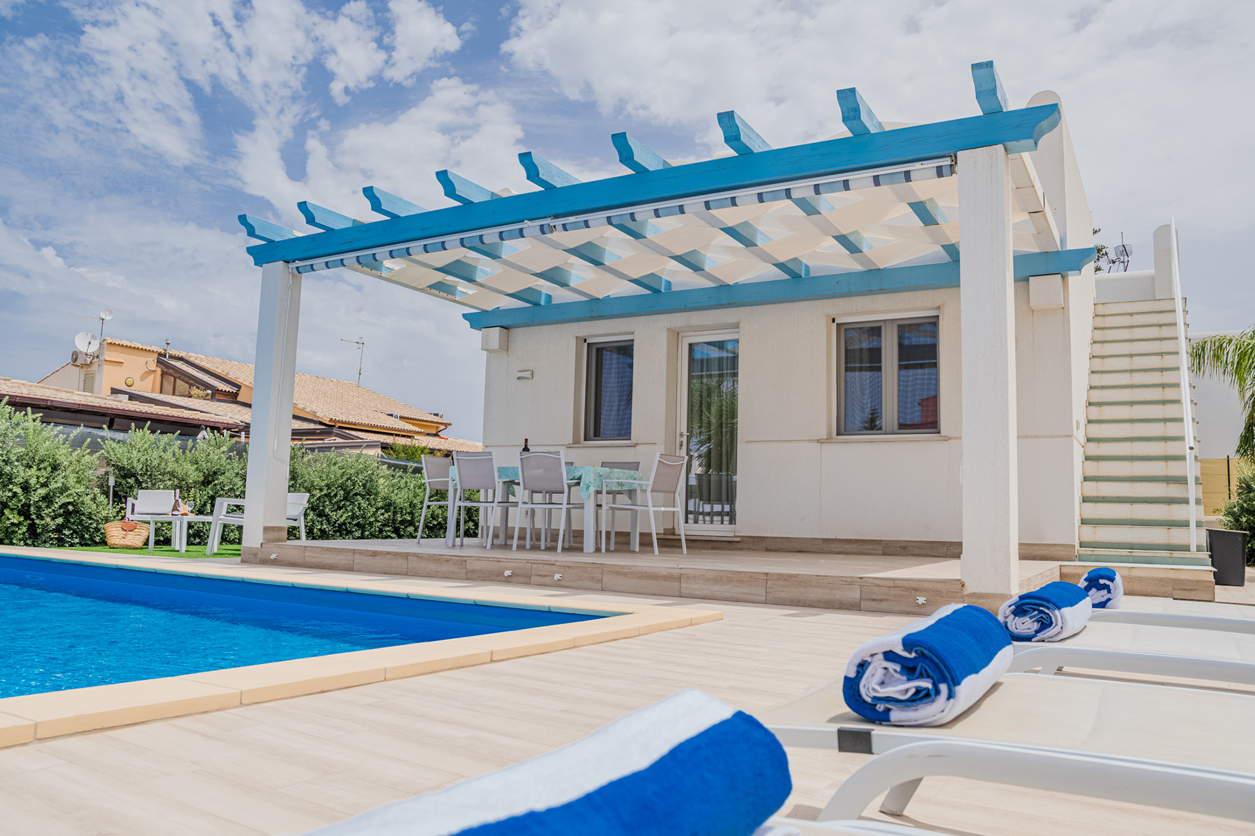 Gestione casa vacanza - come affittare casa a Campofelice di Roccella - house rental mangement